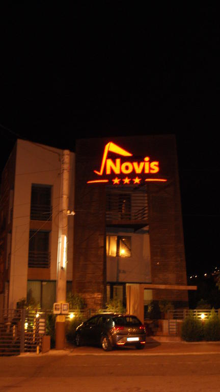 Pensiunea Novis ياش المظهر الخارجي الصورة